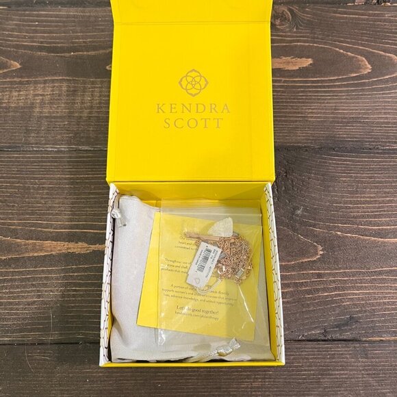 Kendra Scott Rose Gold Addison Triple Strand Necklace - Picture 4 of 8